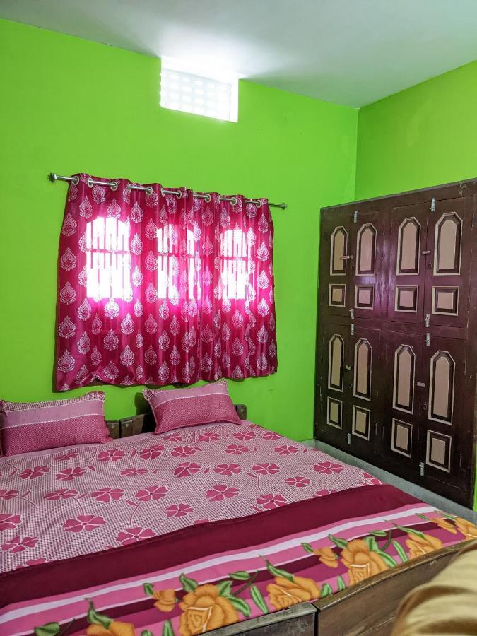 Shree Nivas Homestay Puri Kültér fotó